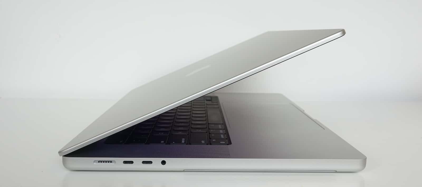 side view of a space grey pre-owned MacBook Pro 16-inch M1